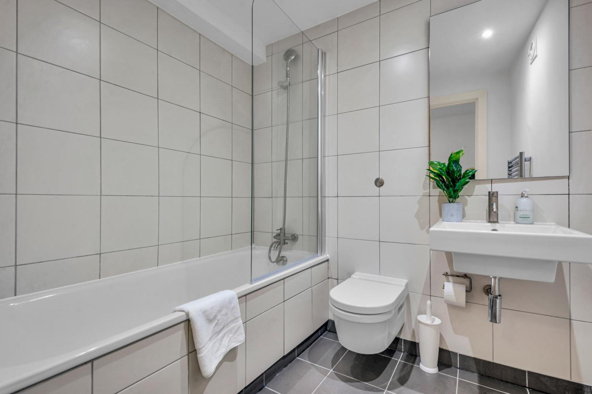 Mysquare One Bedroom Serviced Apartment Near St Paul'S Blackfriars Londres Exterior foto