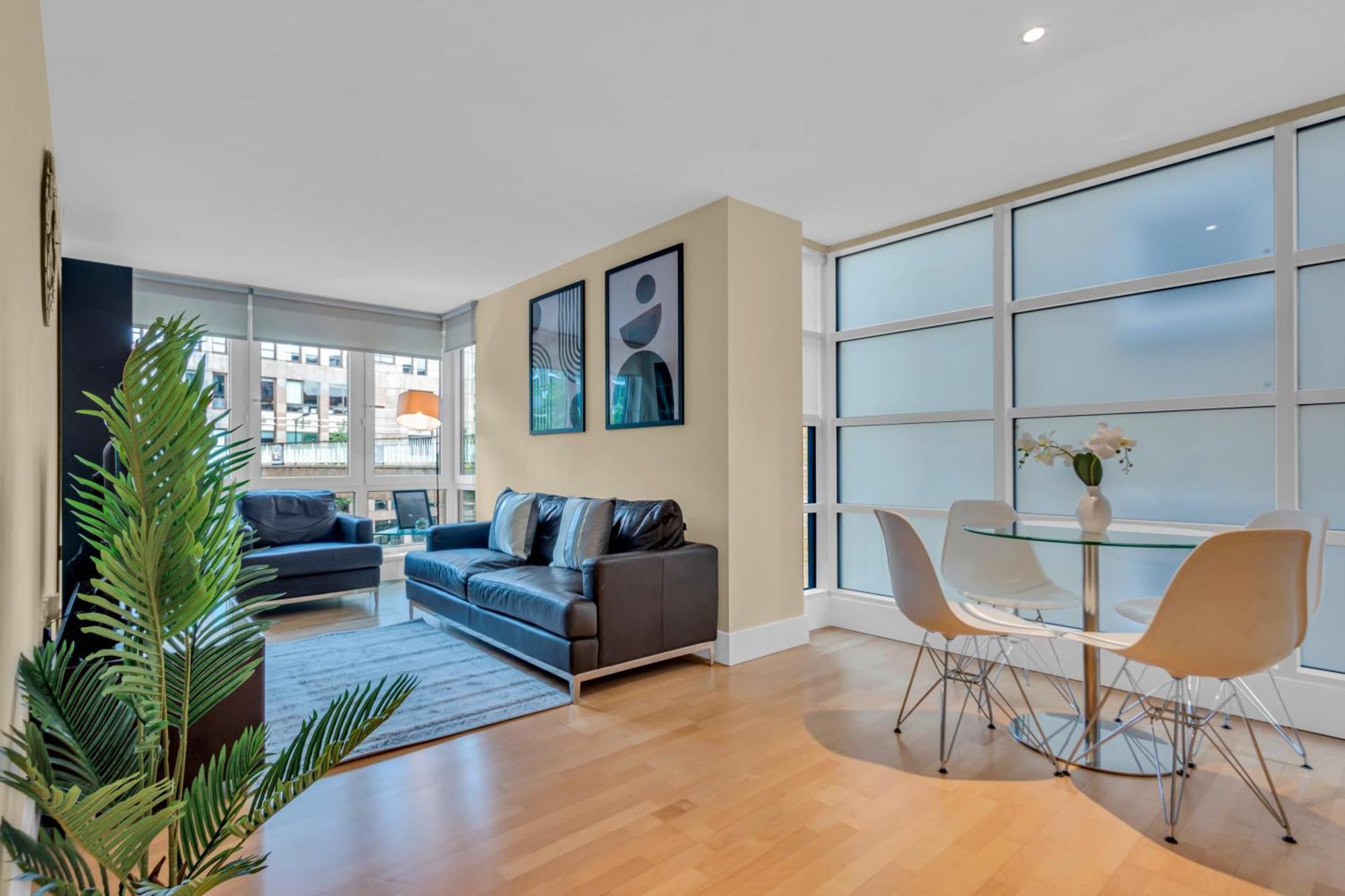 Mysquare One Bedroom Serviced Apartment Near St Paul'S Blackfriars Londres Exterior foto